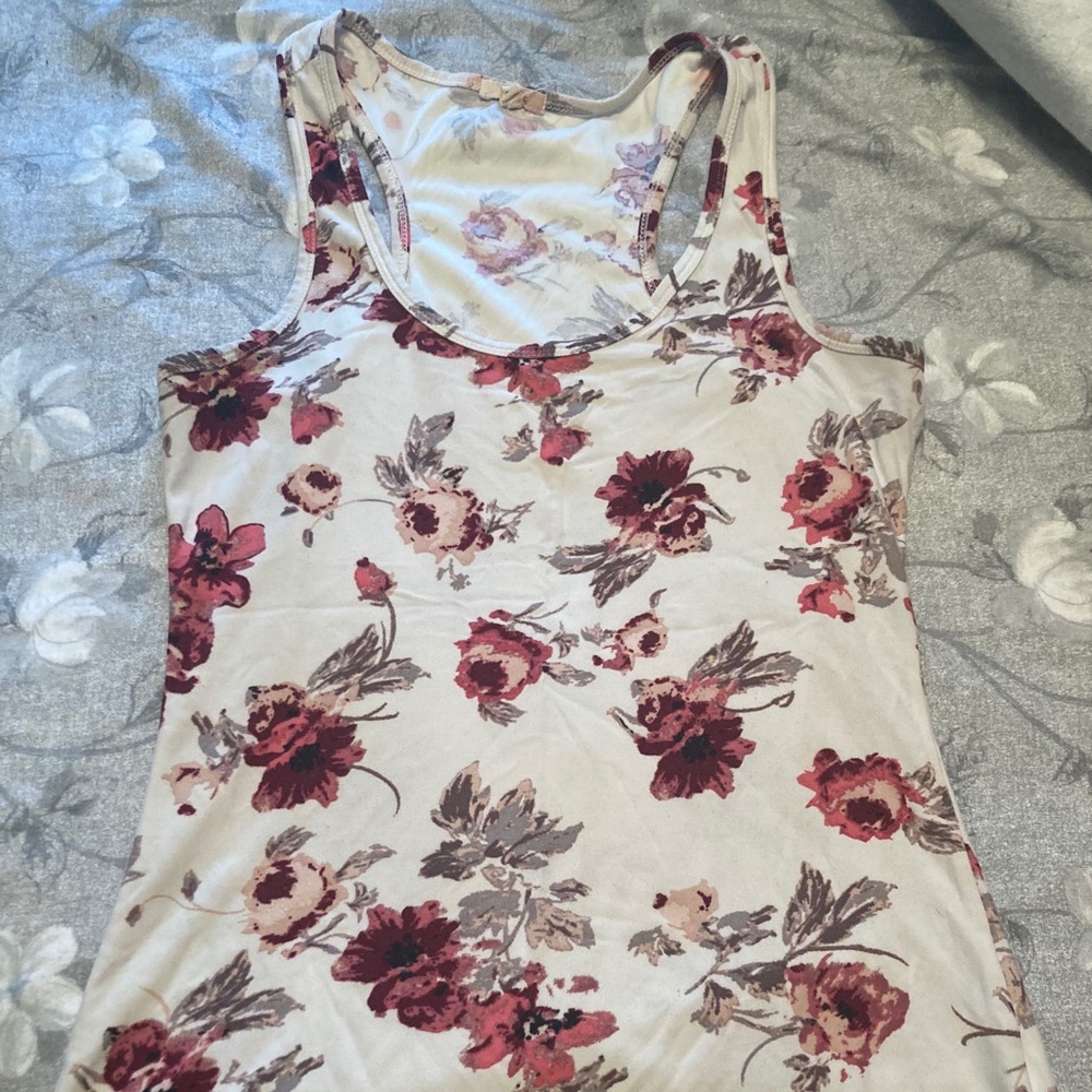 Floral tank